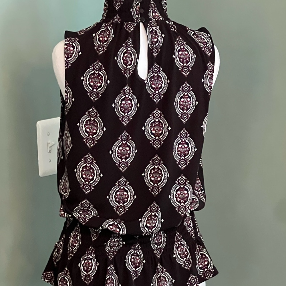 White House Black Market Halter Top - Picture 3 of 6